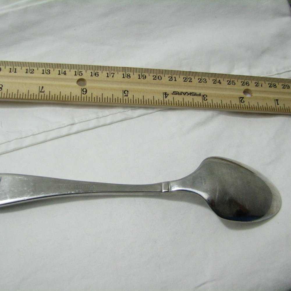 ONEIDA 18/10 GARNET PATTERN Place/Oval Soup Spoon 7 INCH - Picture 4 of 12